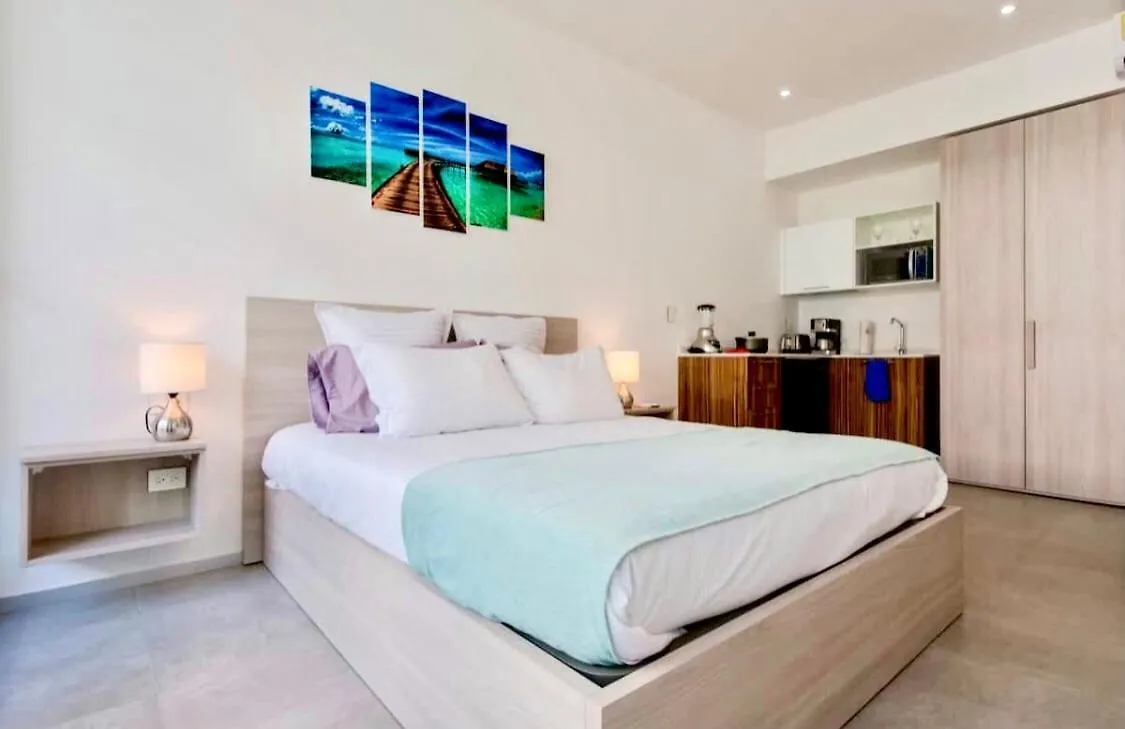 Beautiful Equipped Studio In Great Location! Playa del Carmen Apartment